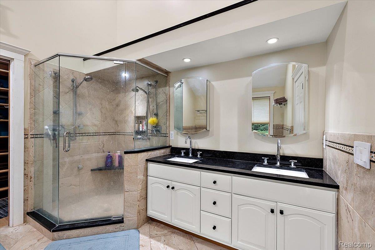 4700 Botany Glen Property Photo 39