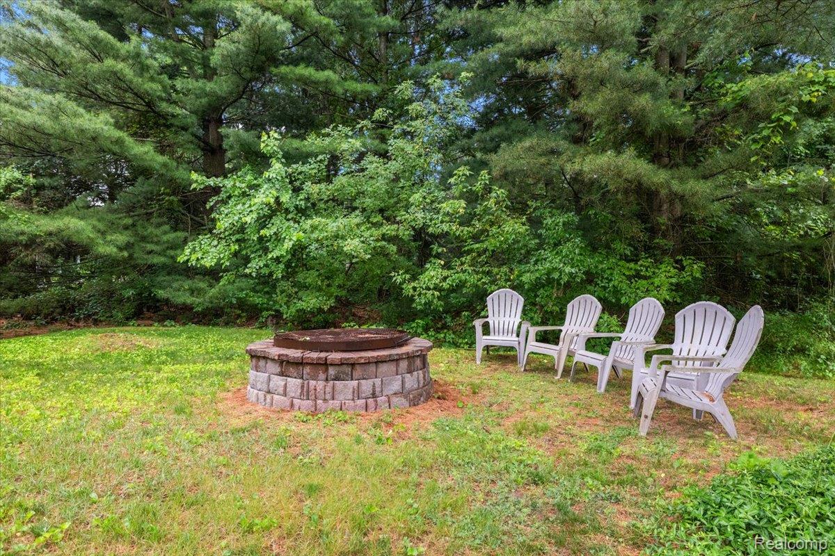 4700 Botany Glen Property Photo 63