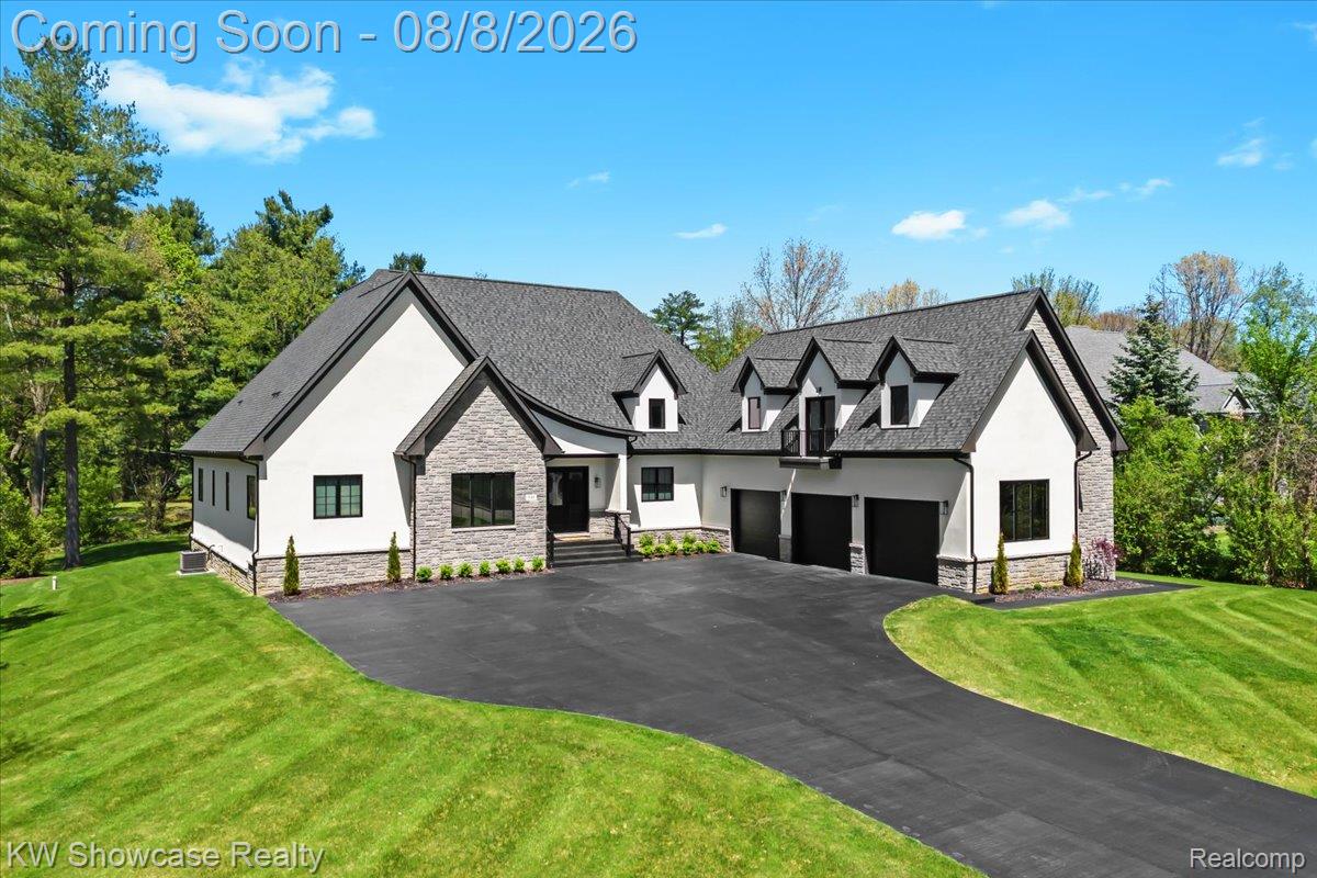 910 Hill Hollow Lane Property Photo 1