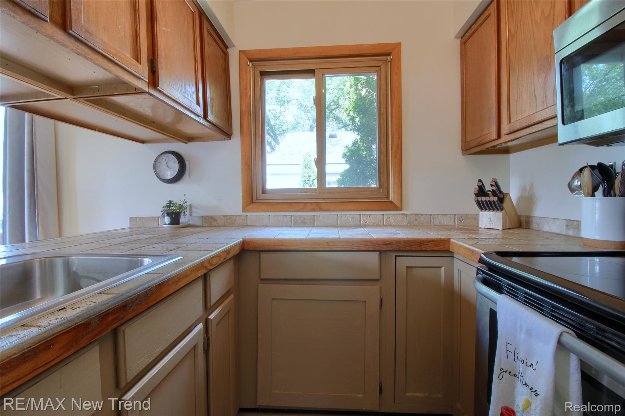 2475 Jackson Boulevard Property Photo 15