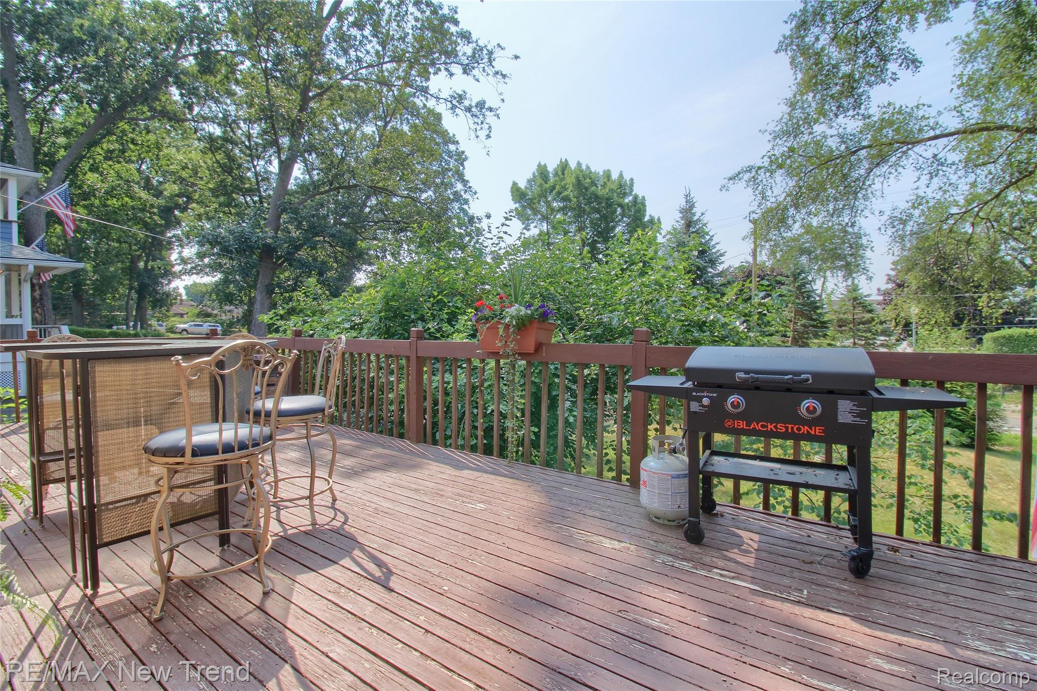 2475 Jackson Boulevard Property Photo 32