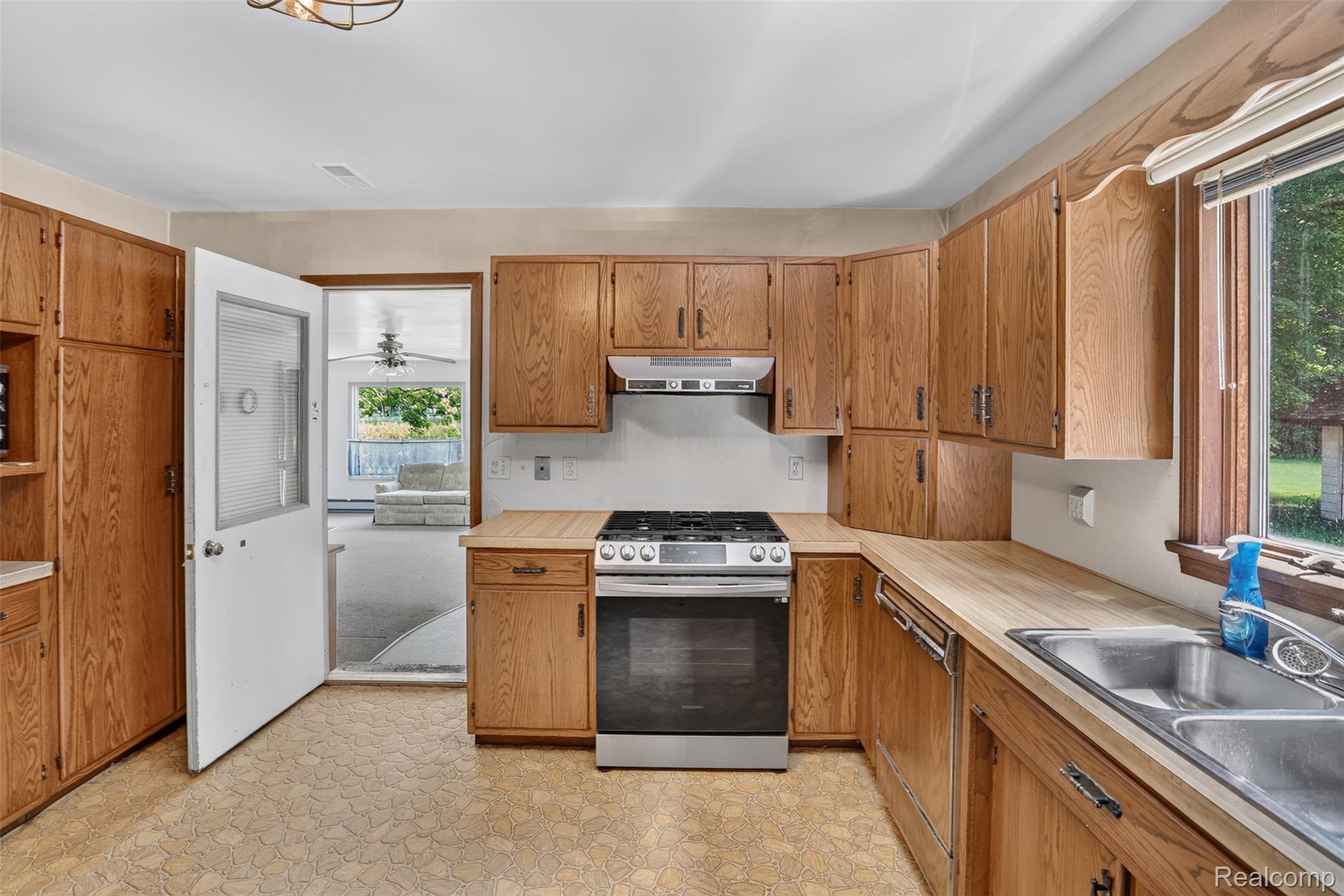 3775 W Saginaw Road Property Photo 4