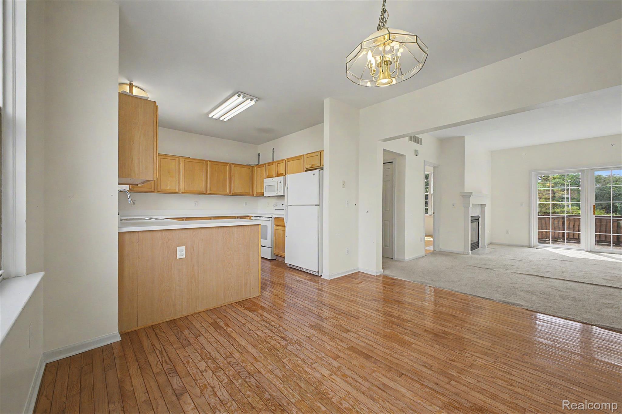 9 Lyons Court Property Photo 8