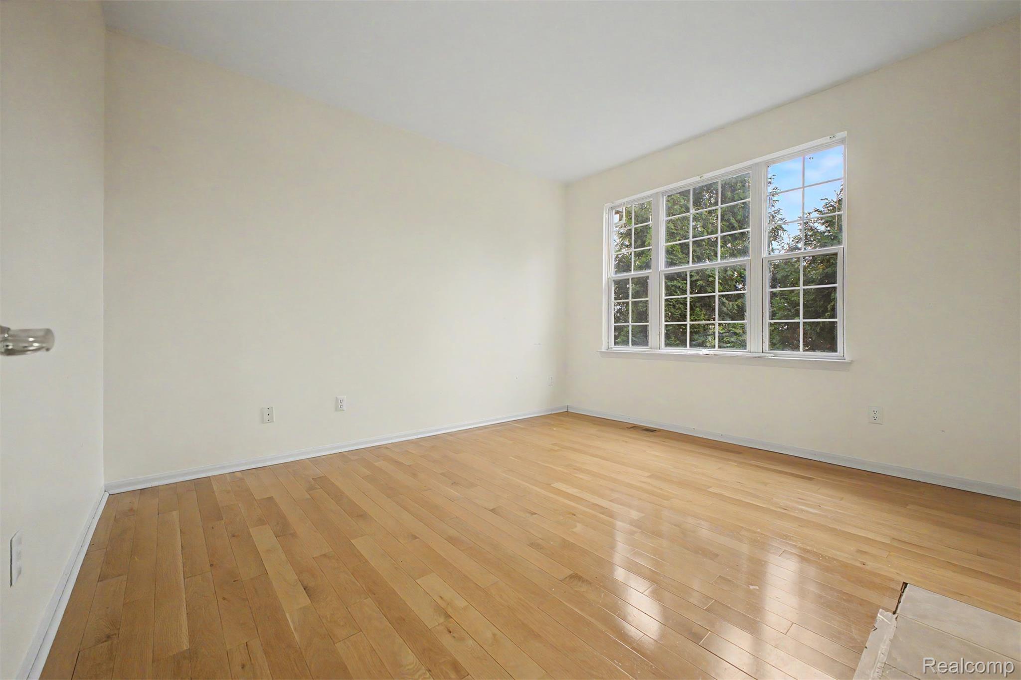 9 Lyons Court Property Photo 13