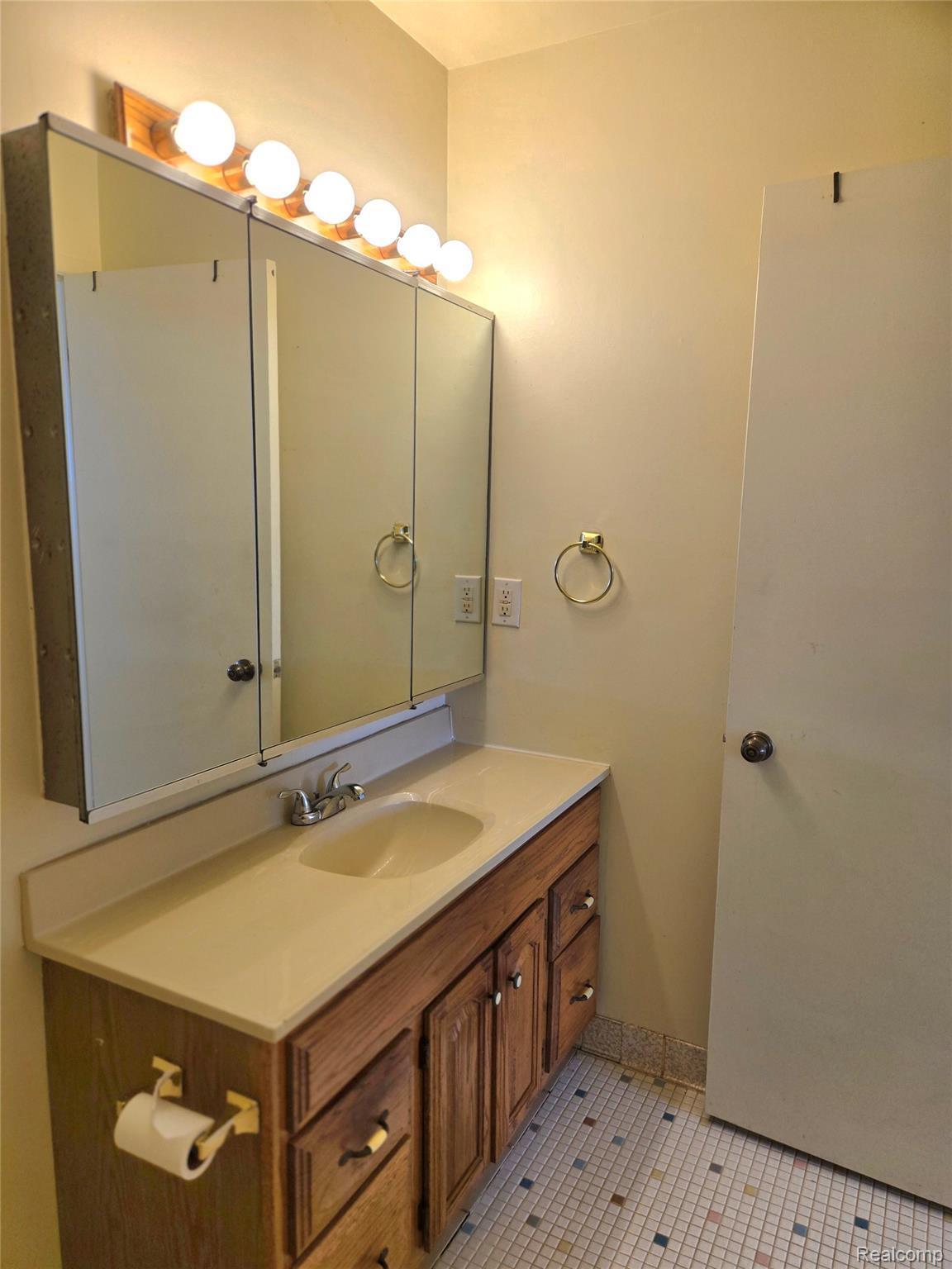 7620 Woodview Street 1 Property Photo 15