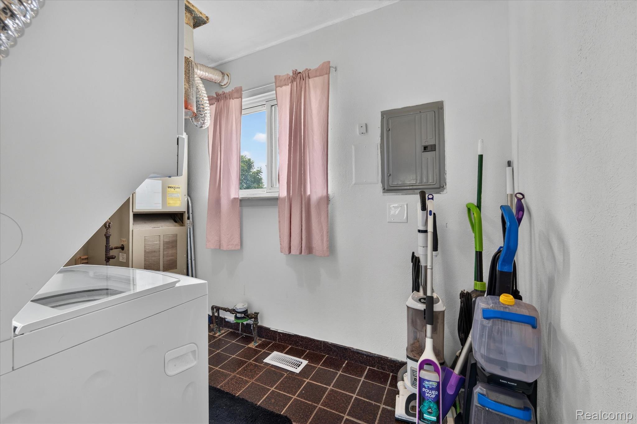 10660 Jackson Street Property Photo 24