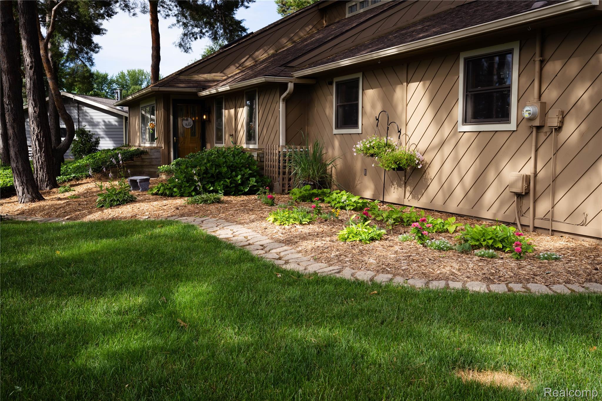 8971 Highland Drive Property Photo 1