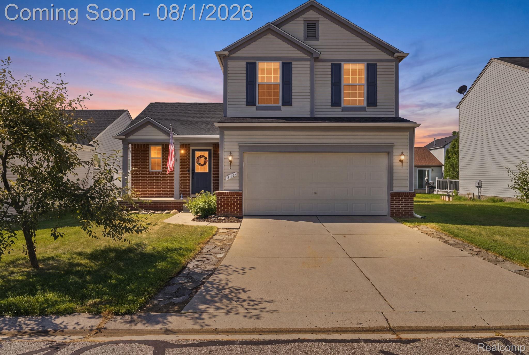 5189 Meadow Crest Circle Property Photo 1