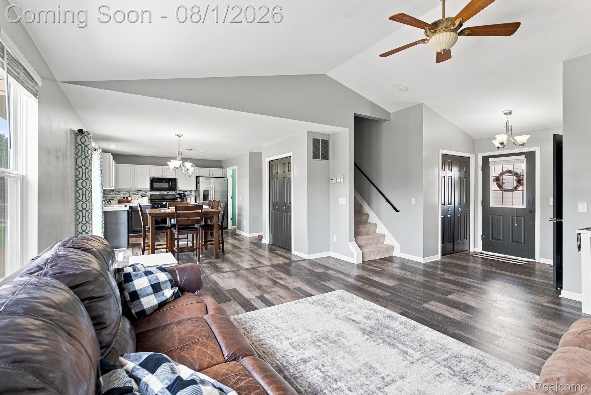 5189 Meadow Crest Circle Property Photo 11