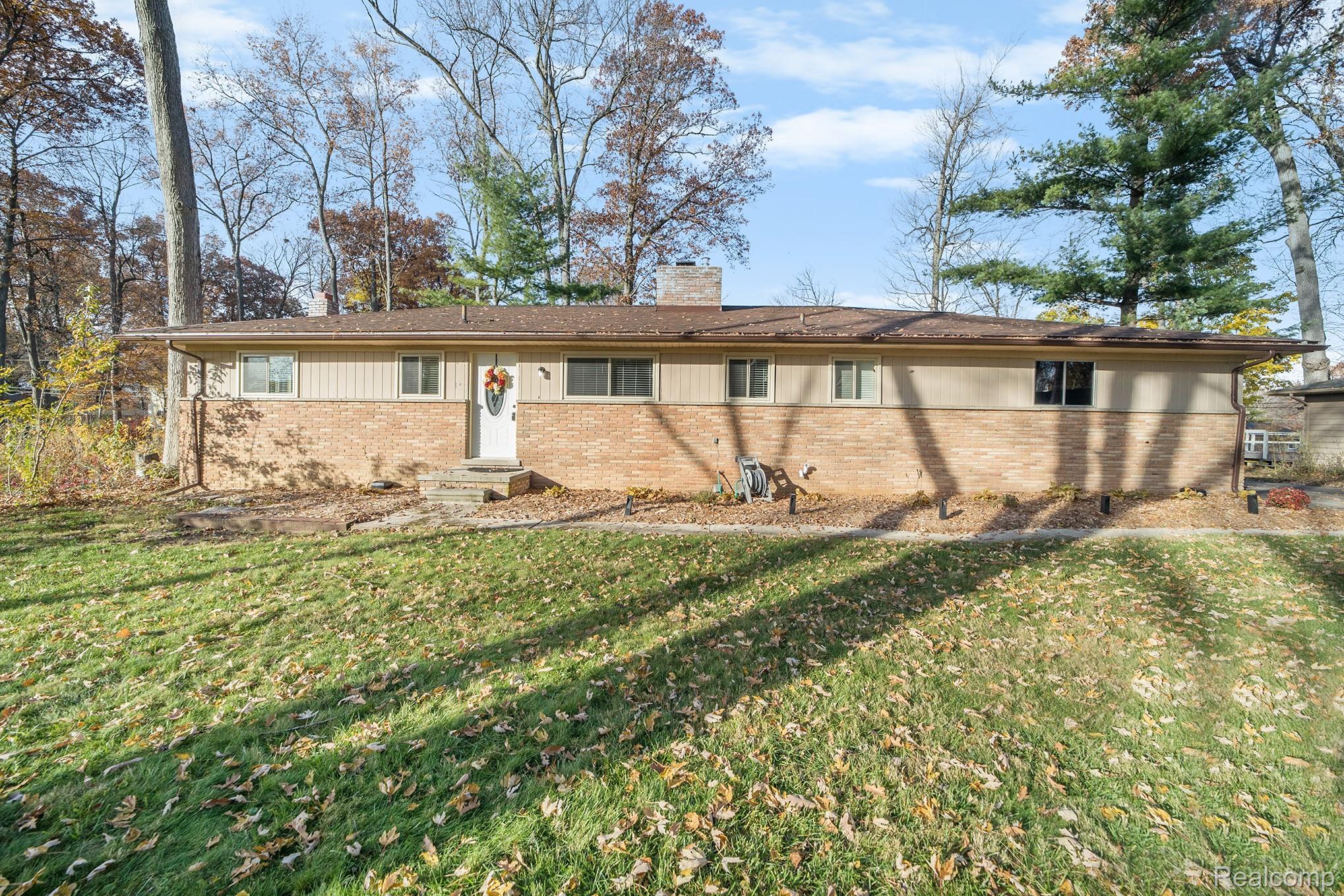 5935 Chickadee Lane Property Photo 1