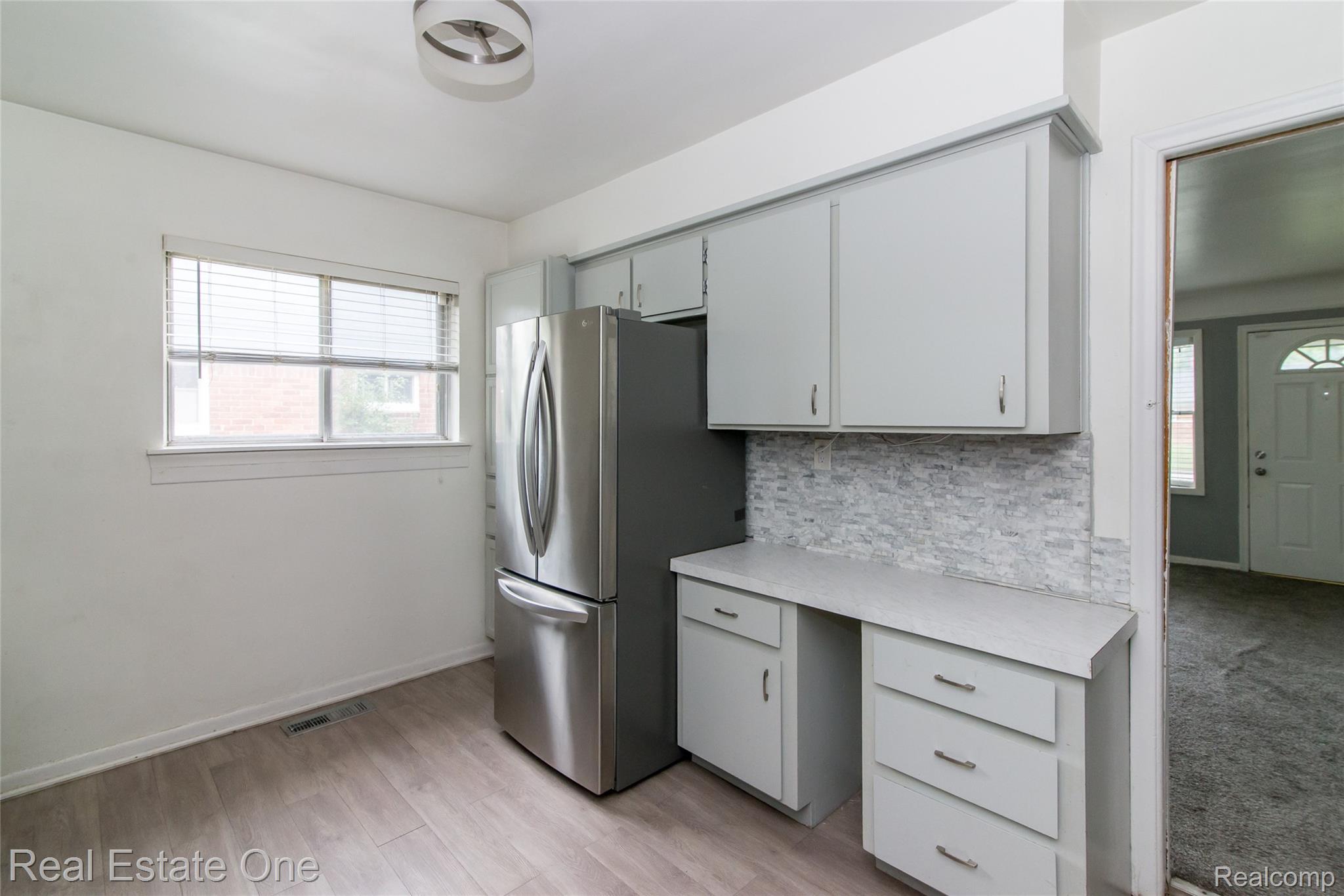 28051 Stuart Avenue Property Photo 13