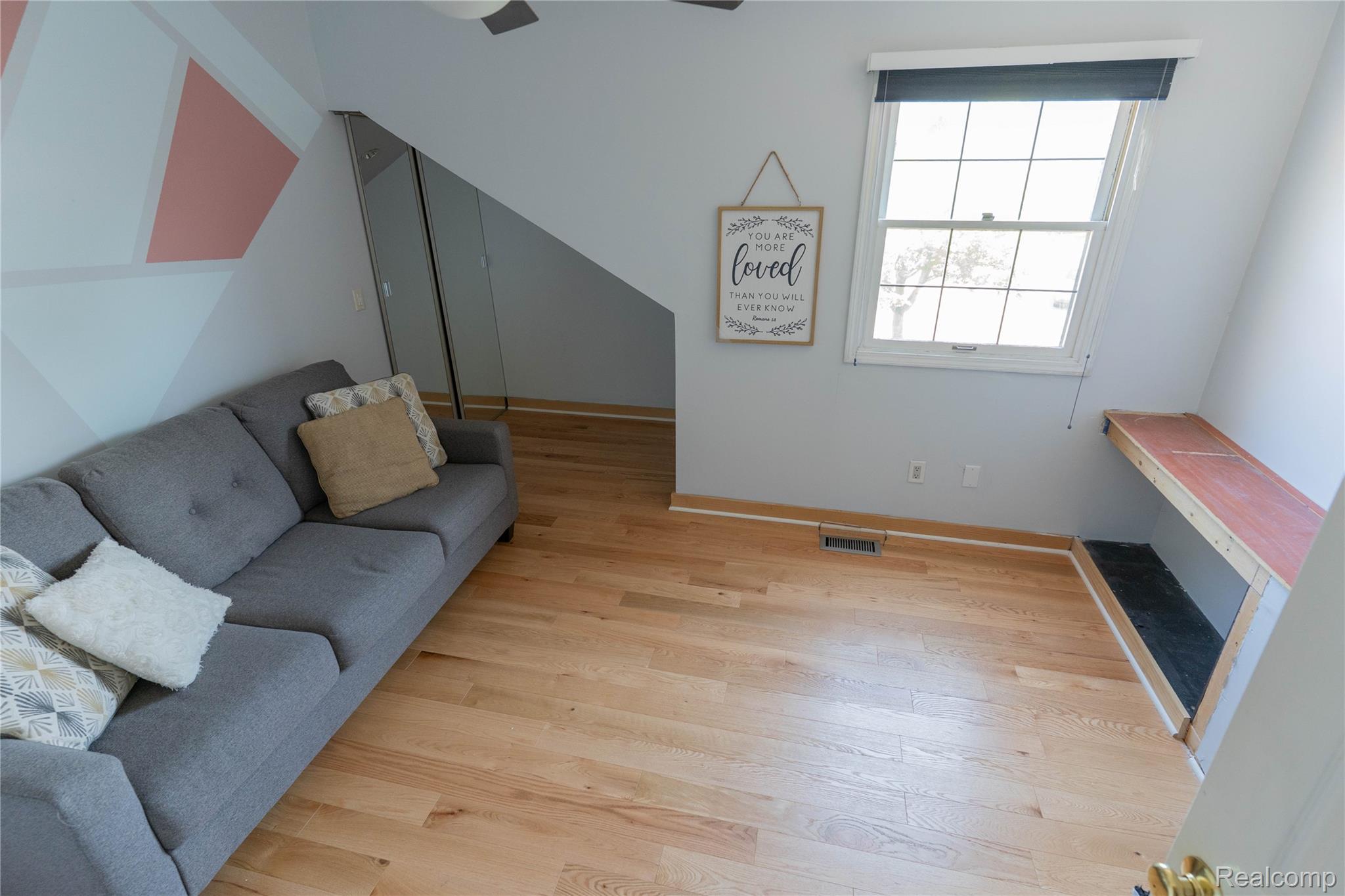 649 Bedford Drive Property Photo 14