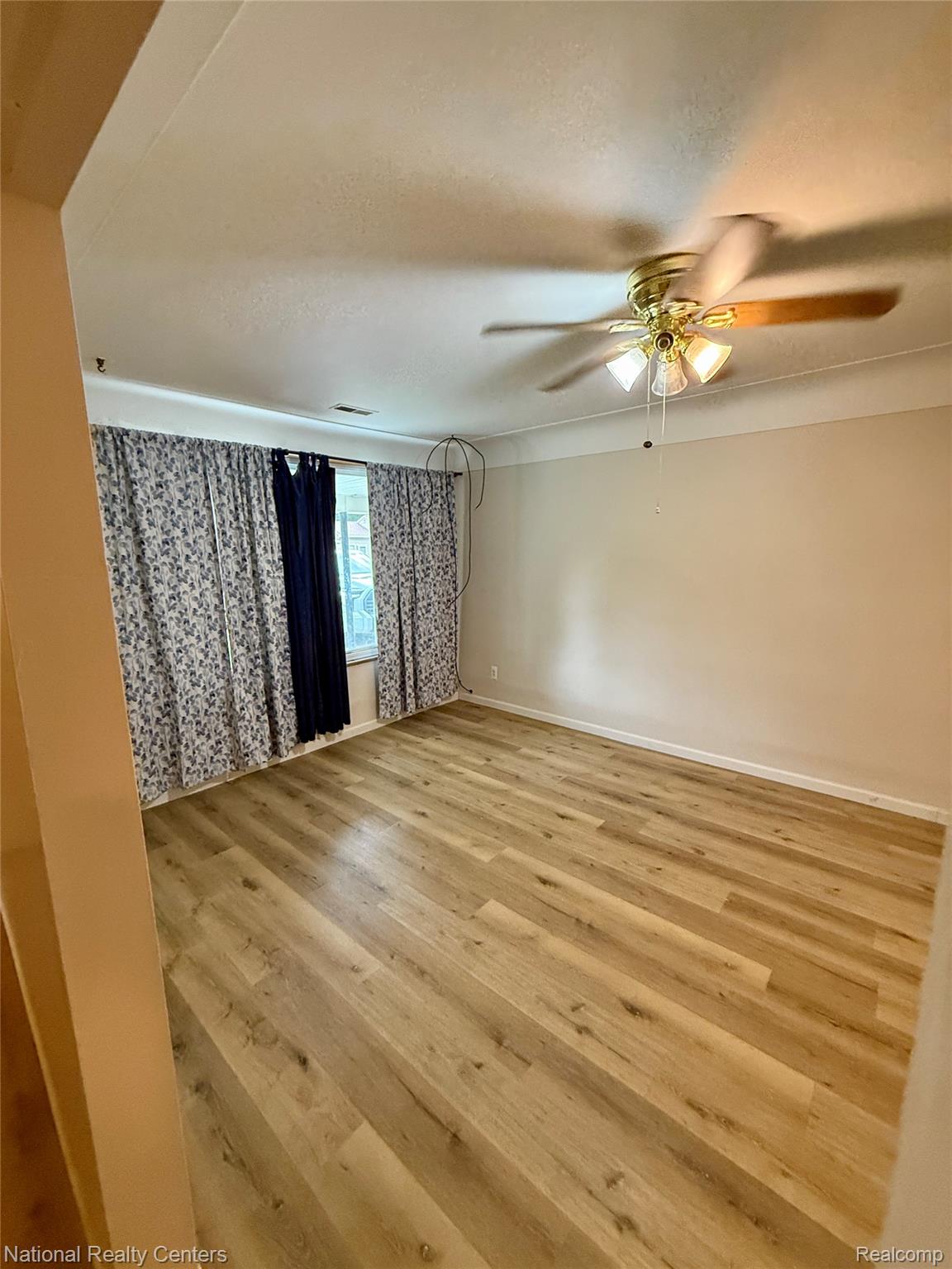 3040 Alvina Avenue Property Photo 11