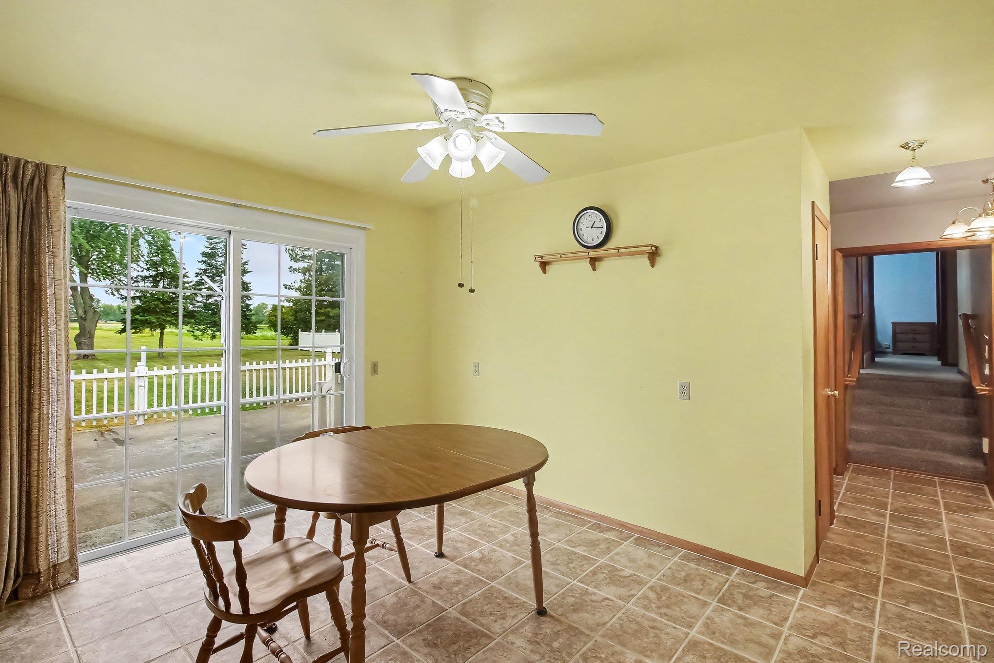 1222 Howe Road Property Photo 9
