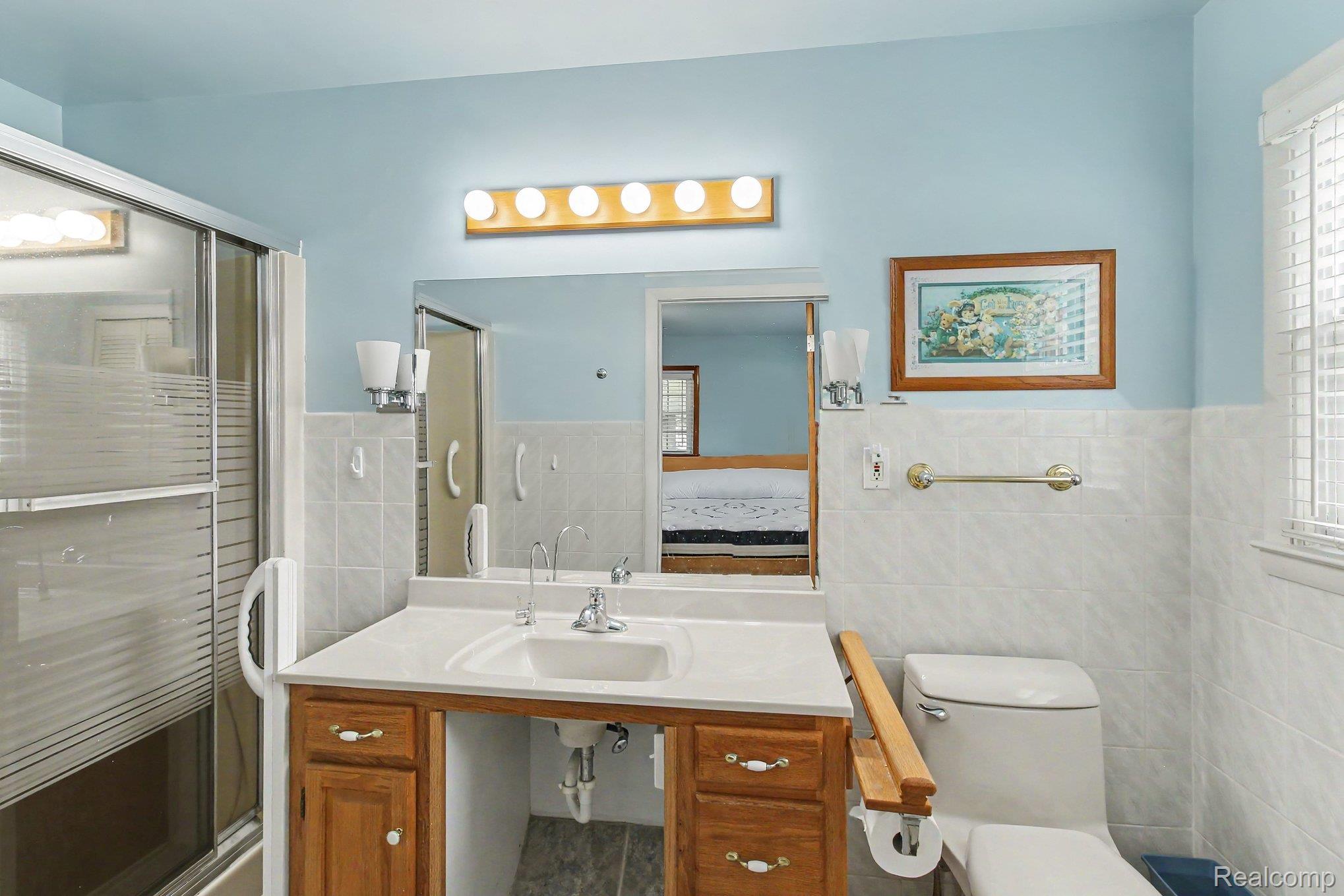 1222 Howe Road Property Photo 19