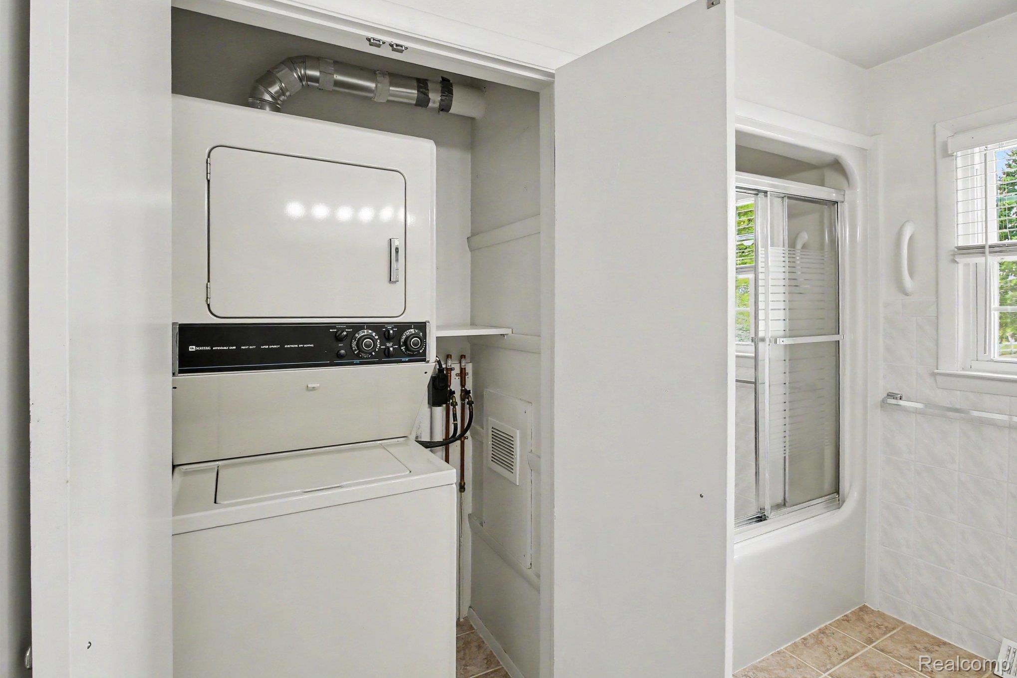1222 Howe Road Property Photo 22