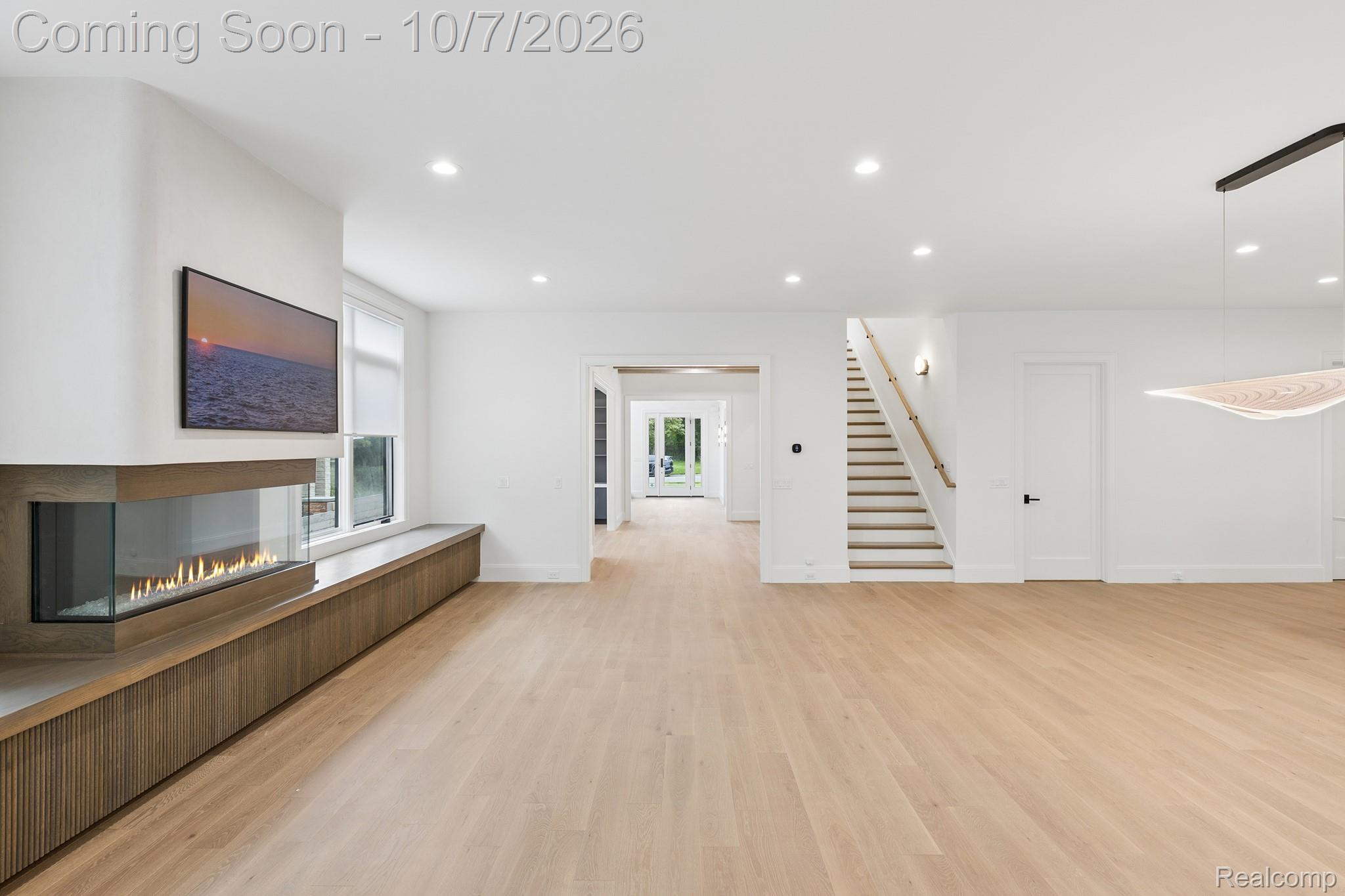 1230 Latham Street Property Photo 14