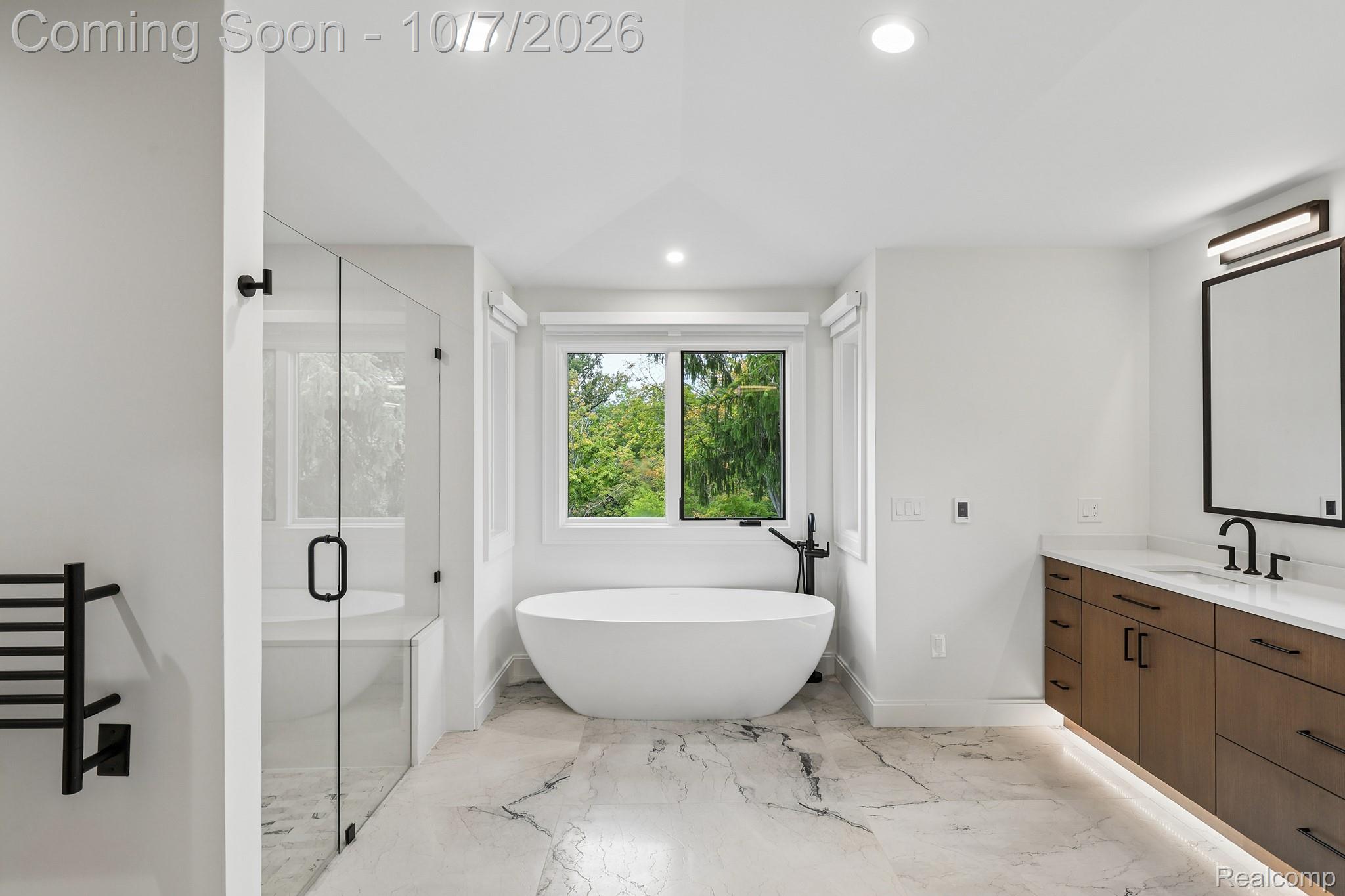 1230 Latham Street Property Photo 27