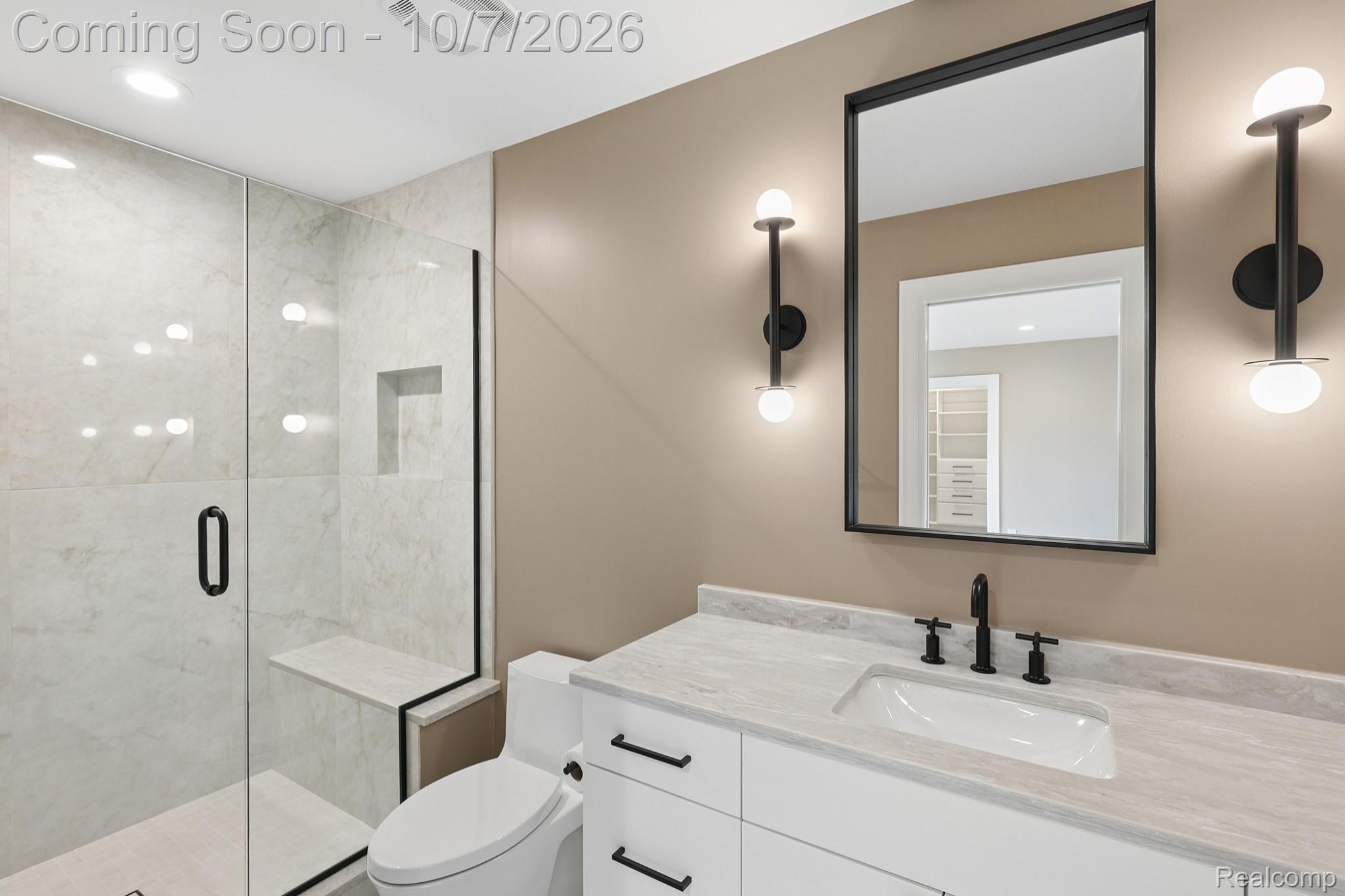 1230 Latham Street Property Photo 47