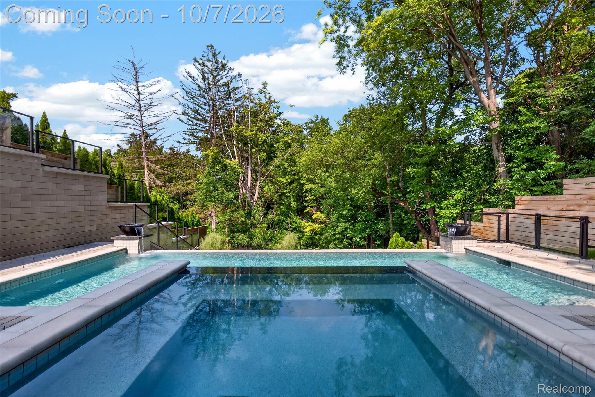 1230 Latham Street Property Photo 52