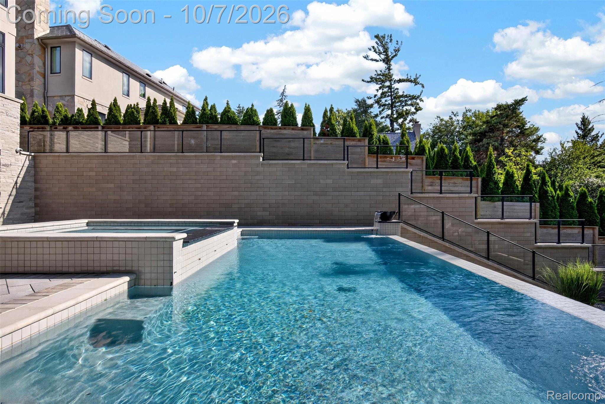 1230 Latham Street Property Photo 55