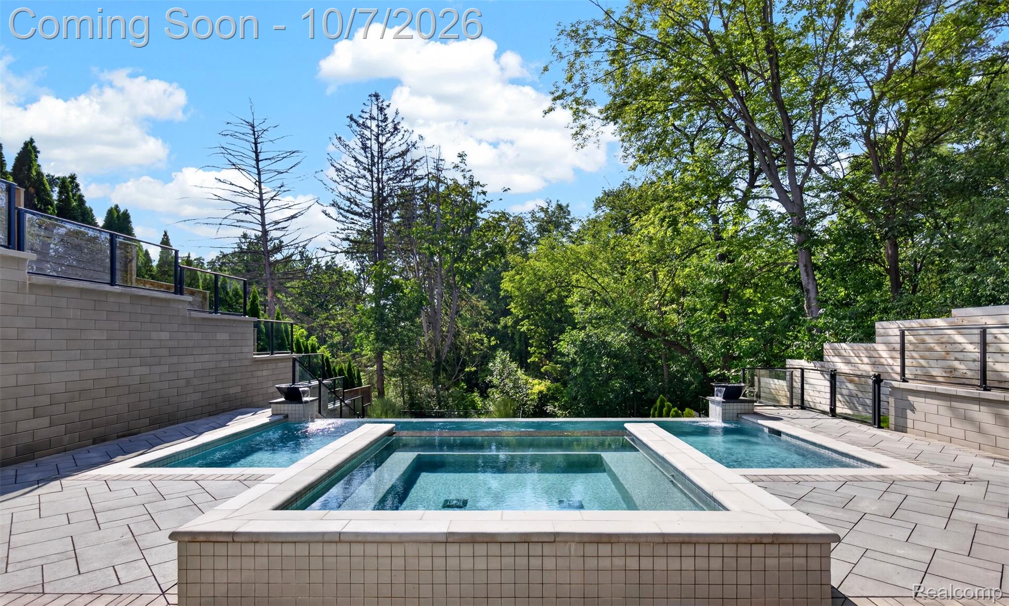 1230 Latham Street Property Photo 56
