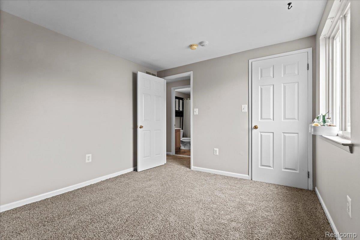 44567 Savery Drive Property Photo 18