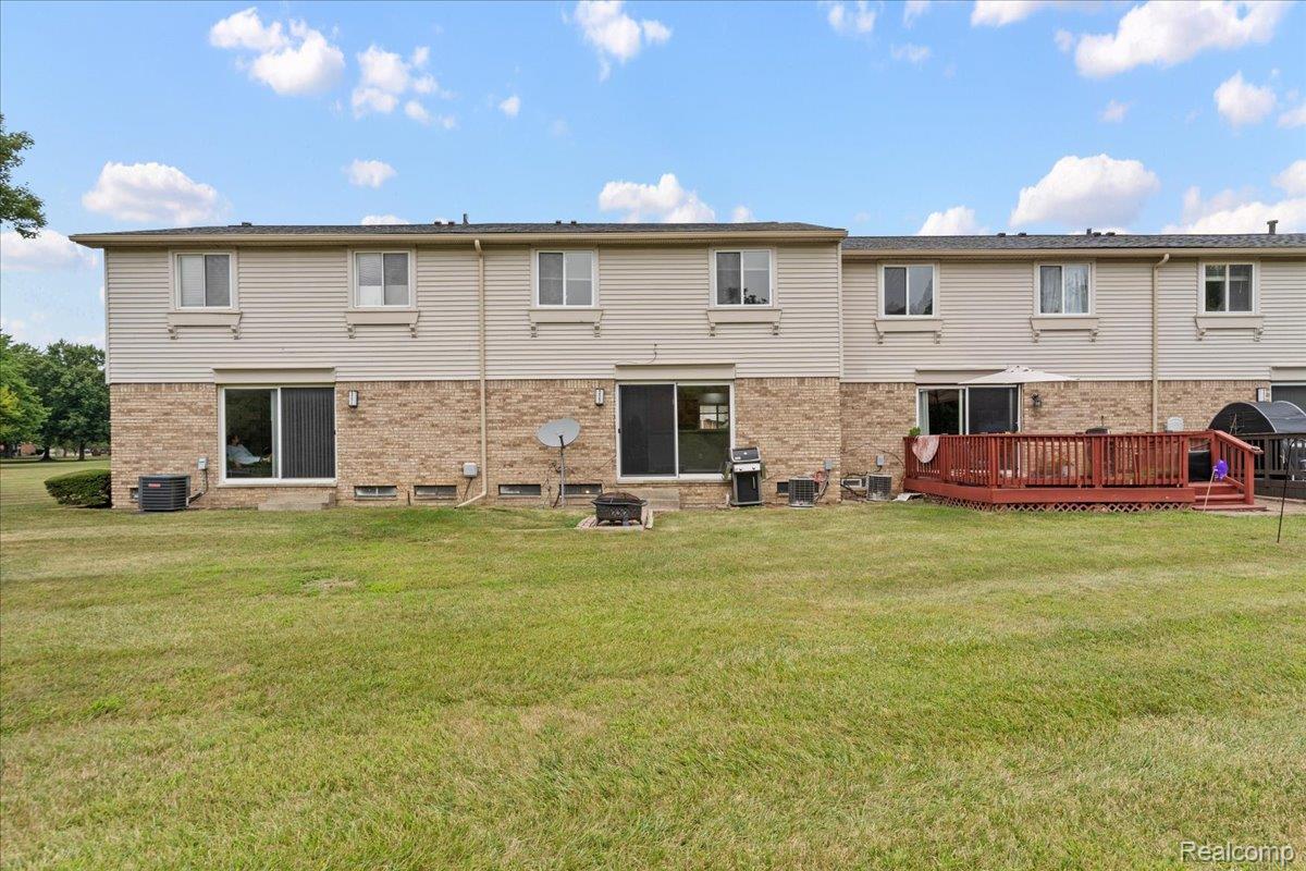 44567 Savery Drive Property Photo 25