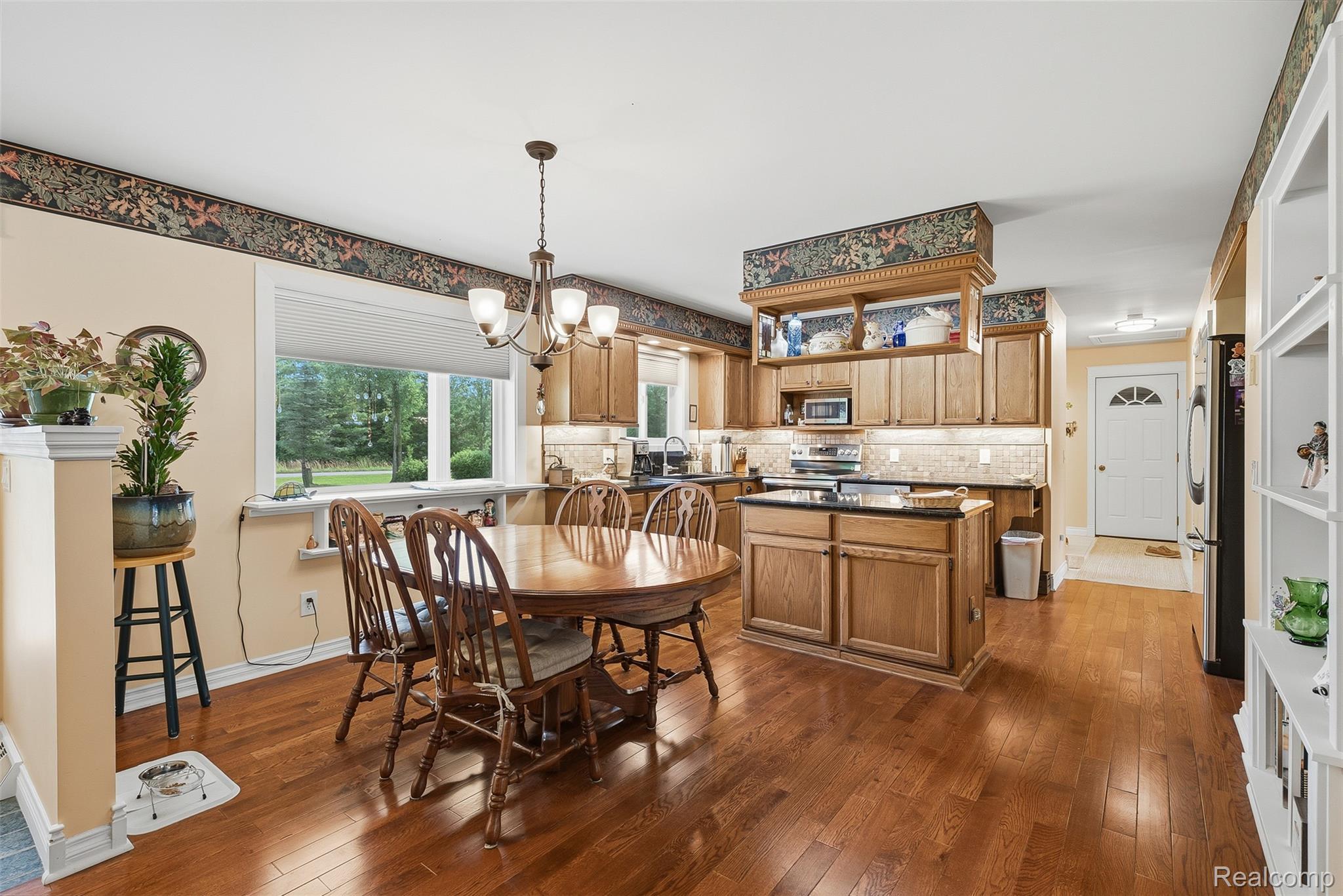 13182 Gilbert Road Property Photo 6