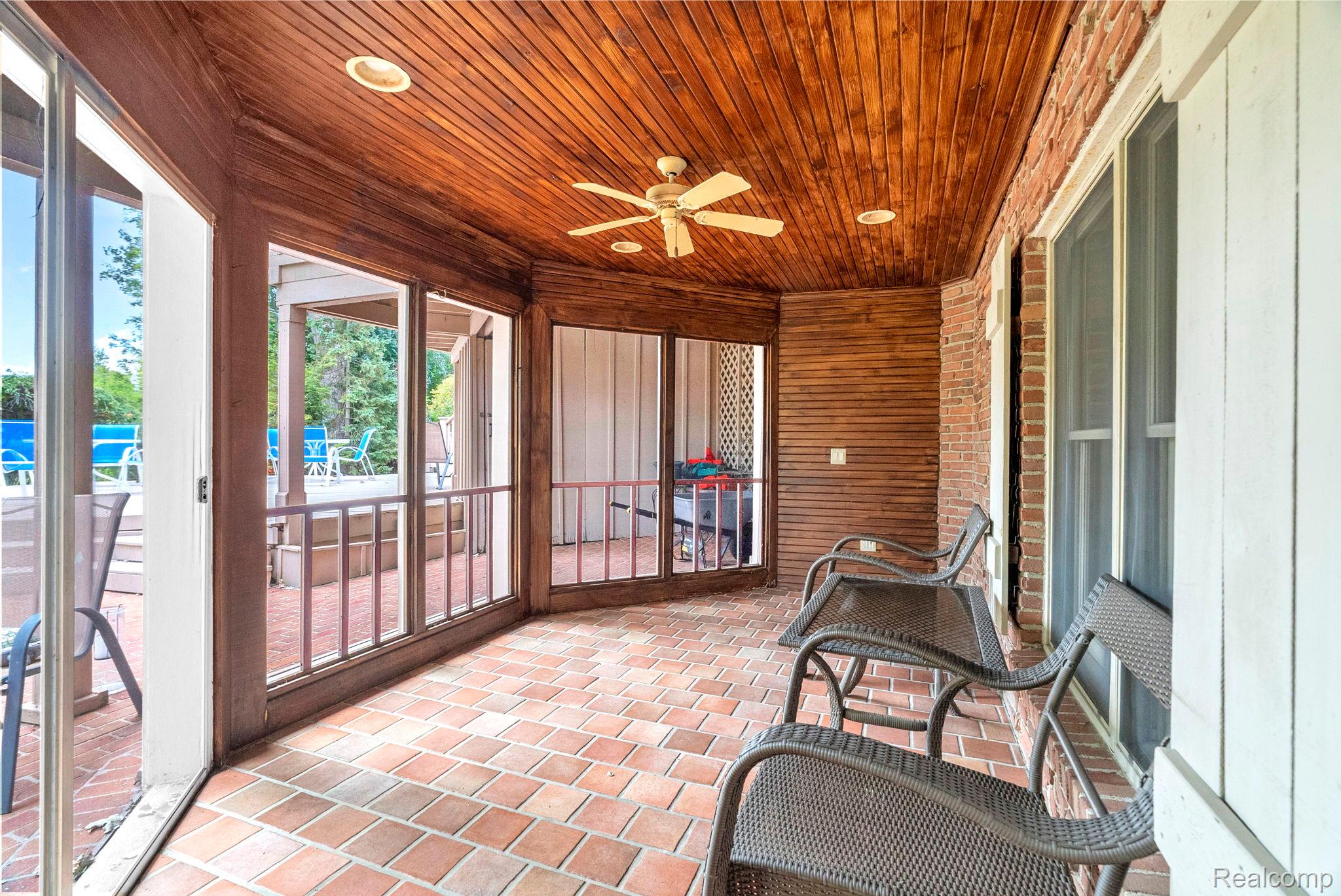 1887 Harvest Lane Property Photo 48