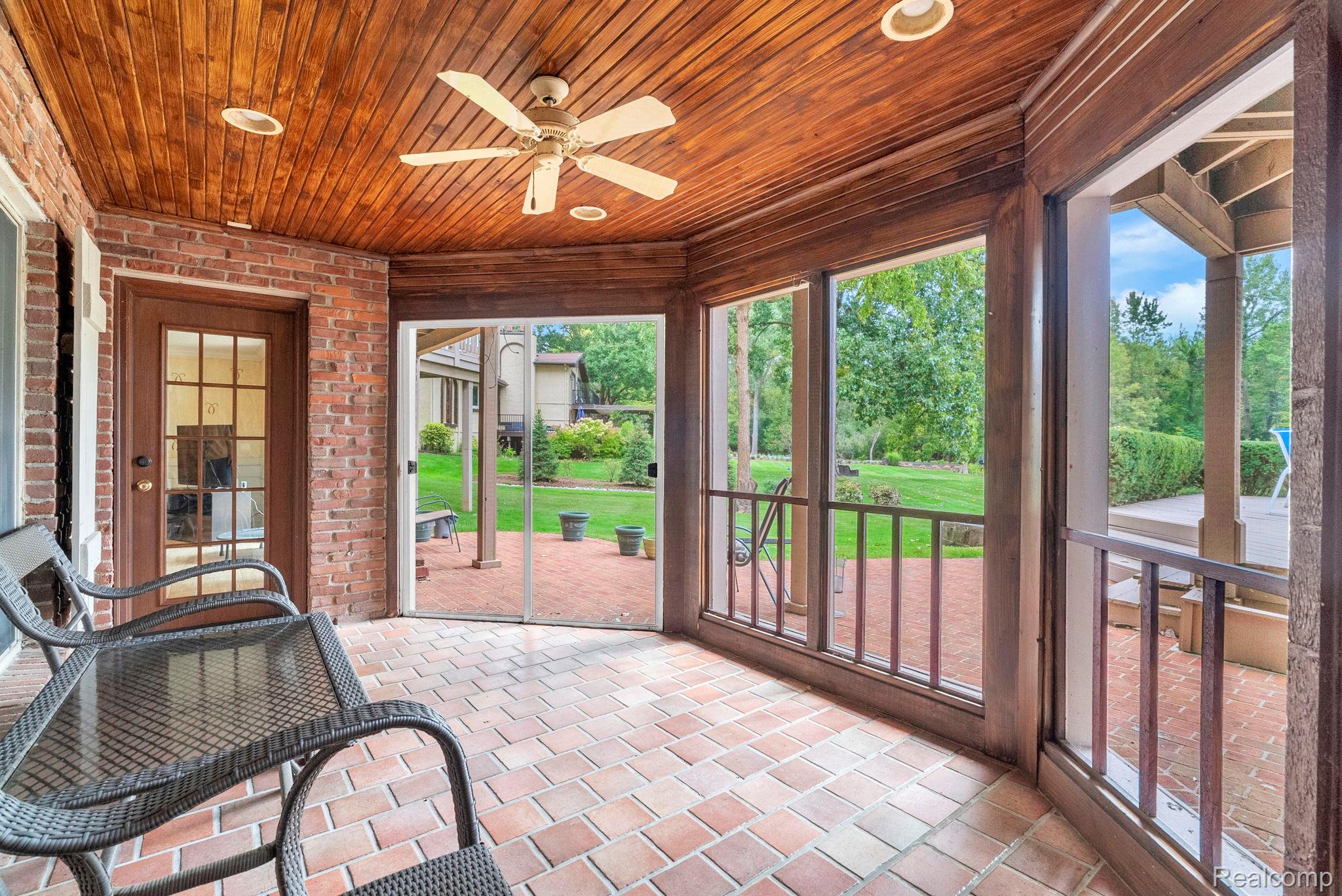 1887 Harvest Lane Property Photo 49