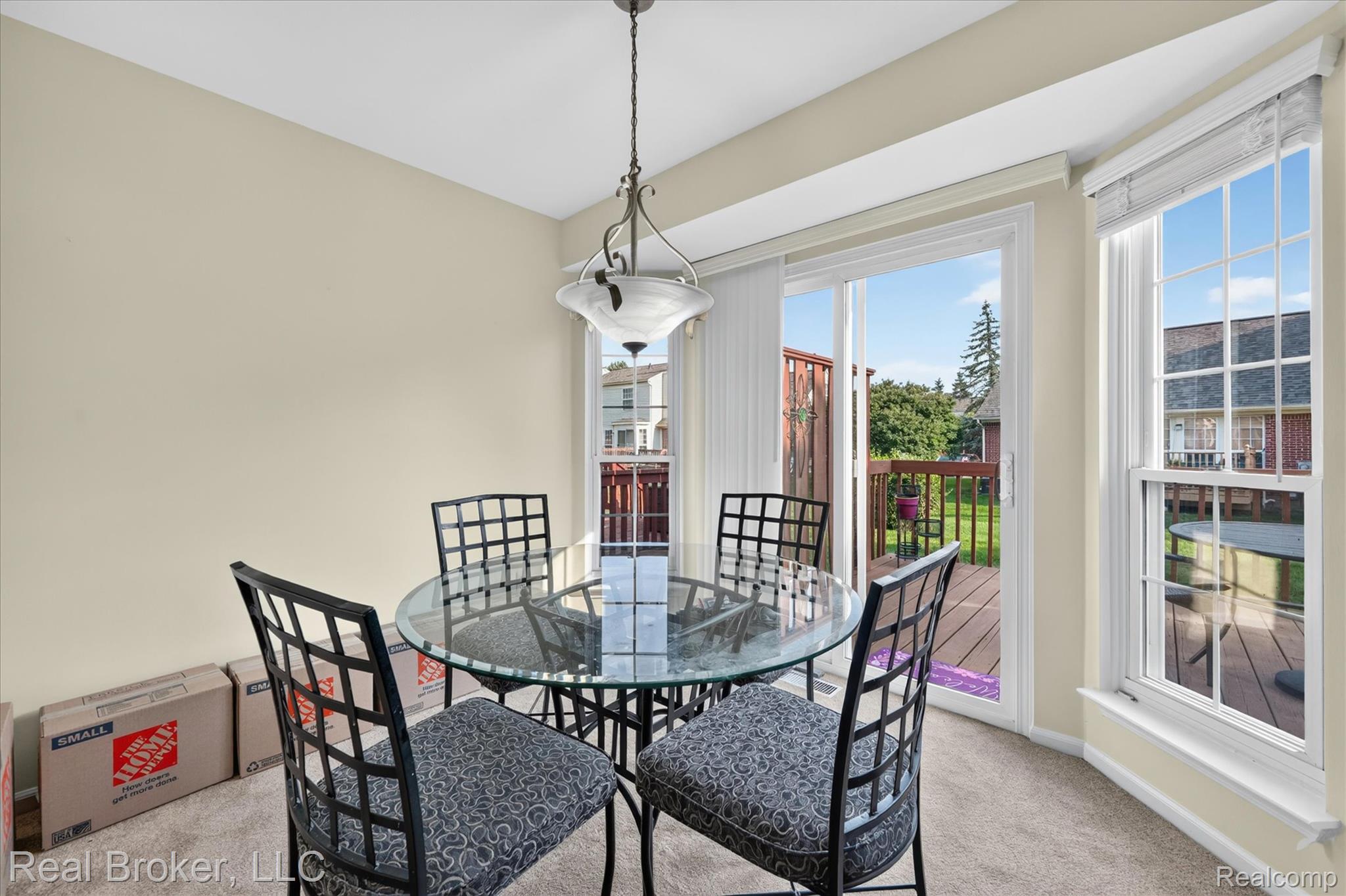 1675 Christopher Drive Property Photo 8