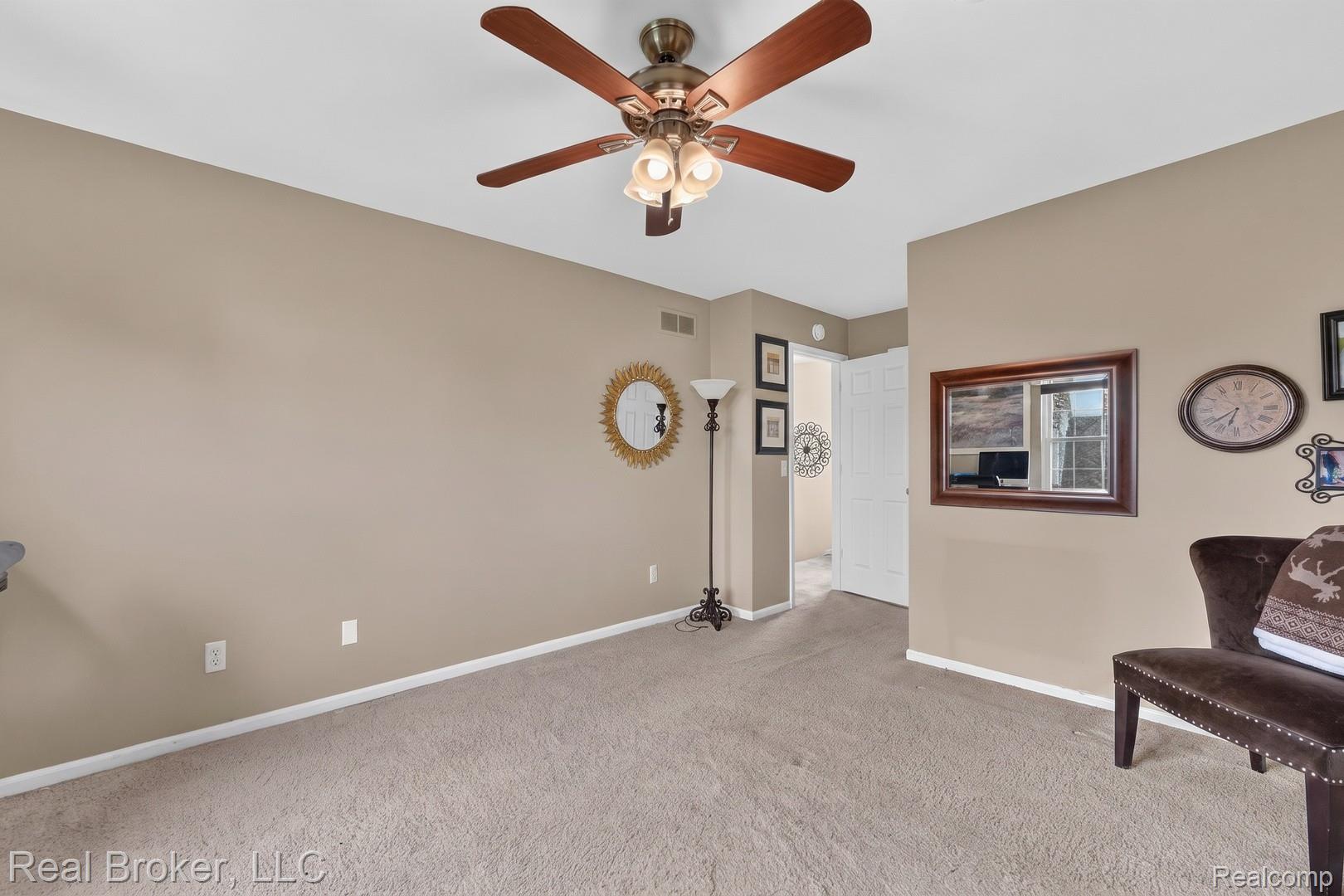 1675 Christopher Drive Property Photo 15
