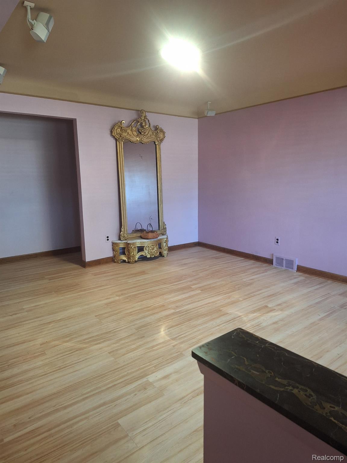 13332 Martin Road Property Photo 7