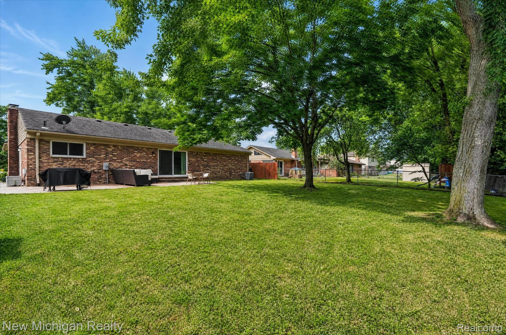 44126 Leeann Lane Property Photo 43