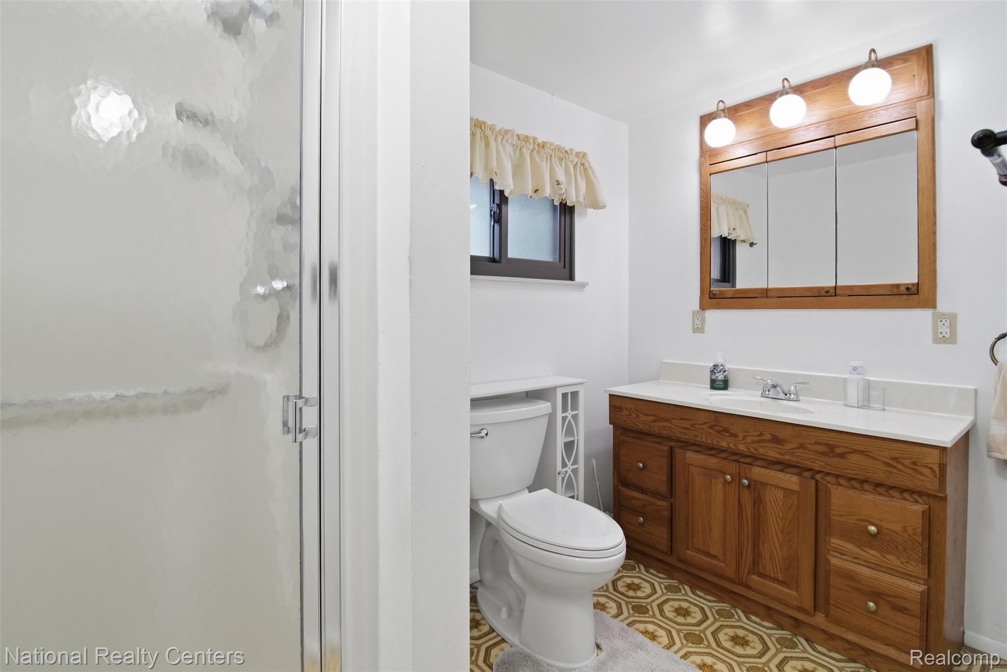 30469 Grandview Avenue Property Photo 12