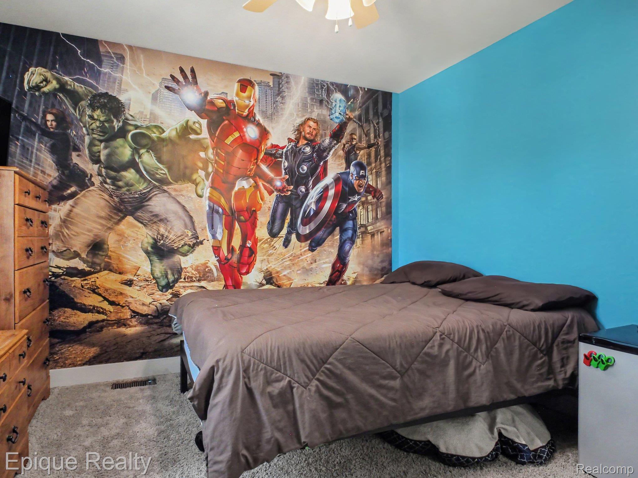 8686 Summer Ridge Drive Property Photo 16