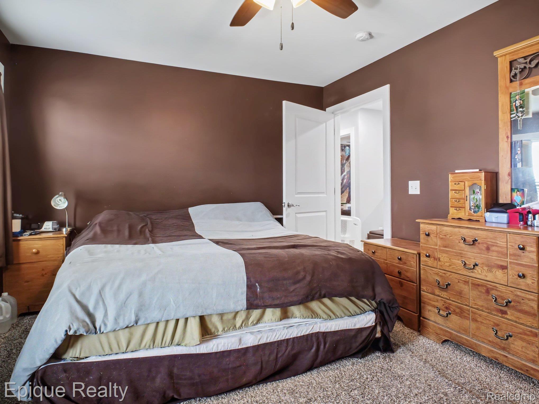8686 Summer Ridge Drive Property Photo 22