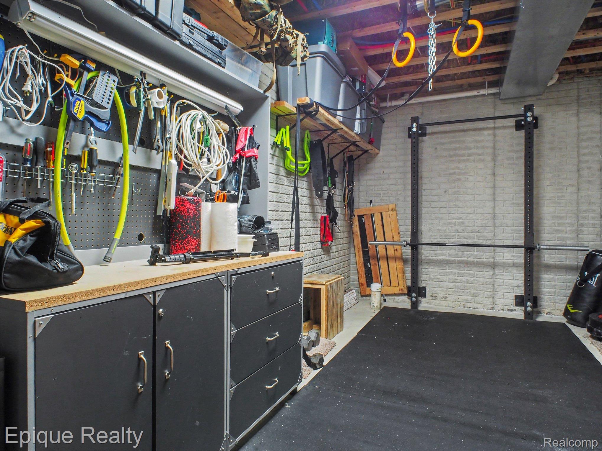 8686 Summer Ridge Drive Property Photo 29