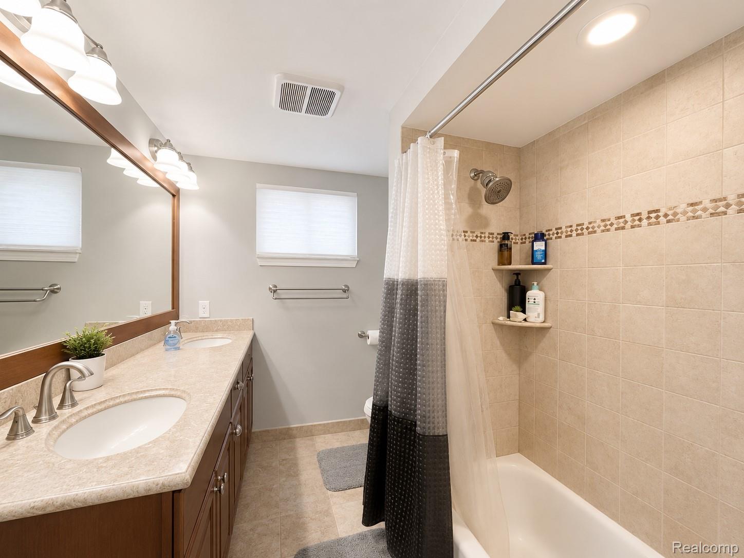 2754 Denise Drive Property Photo 14