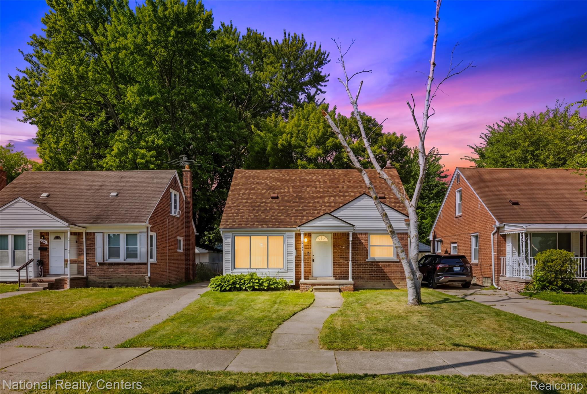 650 Arlington Street Property Photo 1