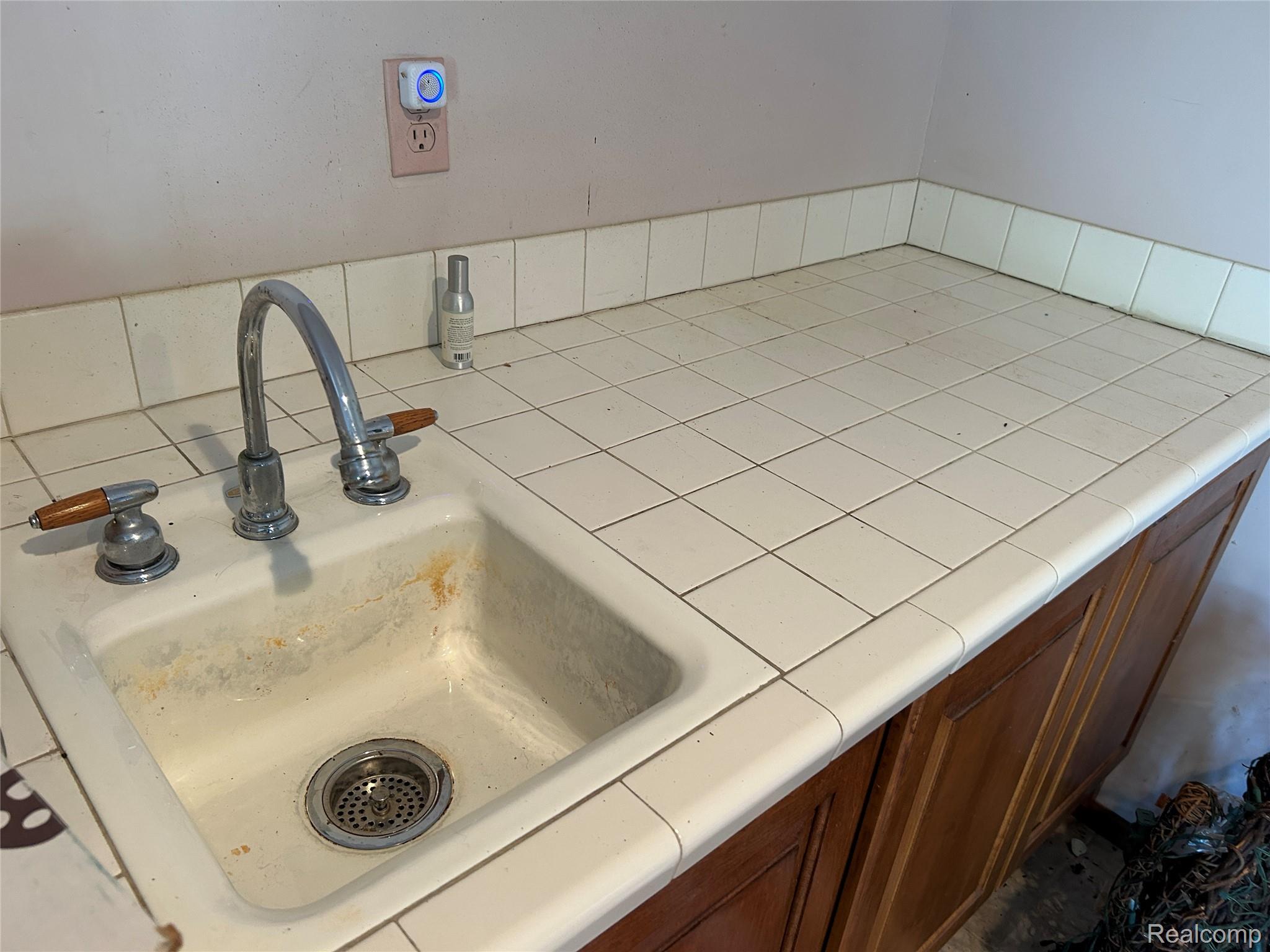 1285 Grange Hall Road Property Photo 22