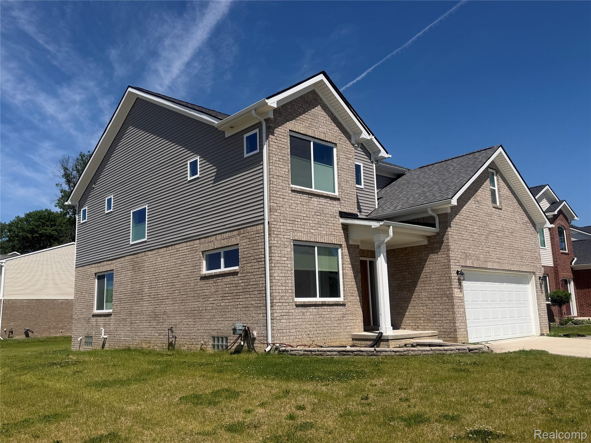 33259 Blue Spruce Drive Property Photo 2