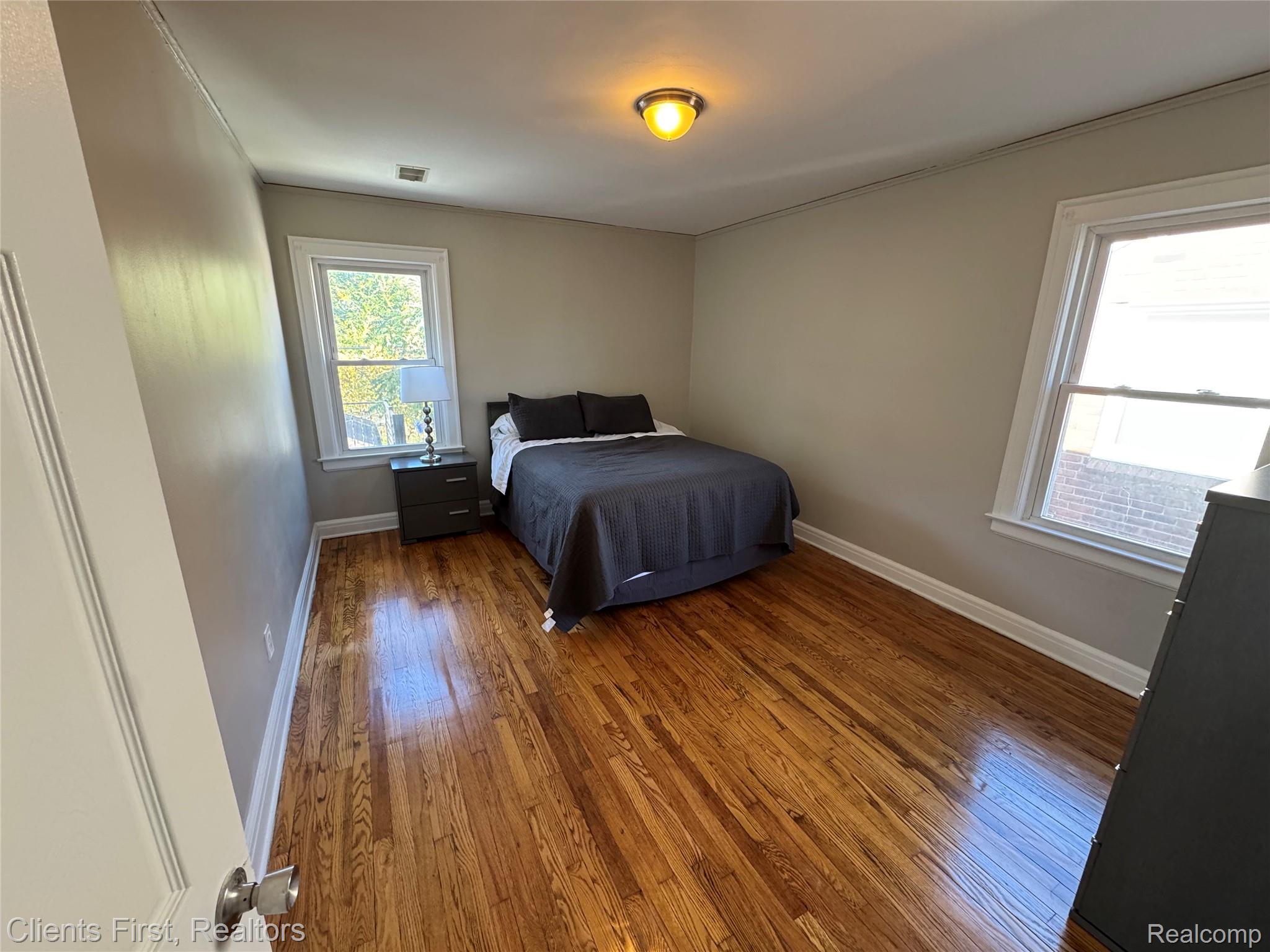 18467 Santa Rosa Drive Property Photo 3