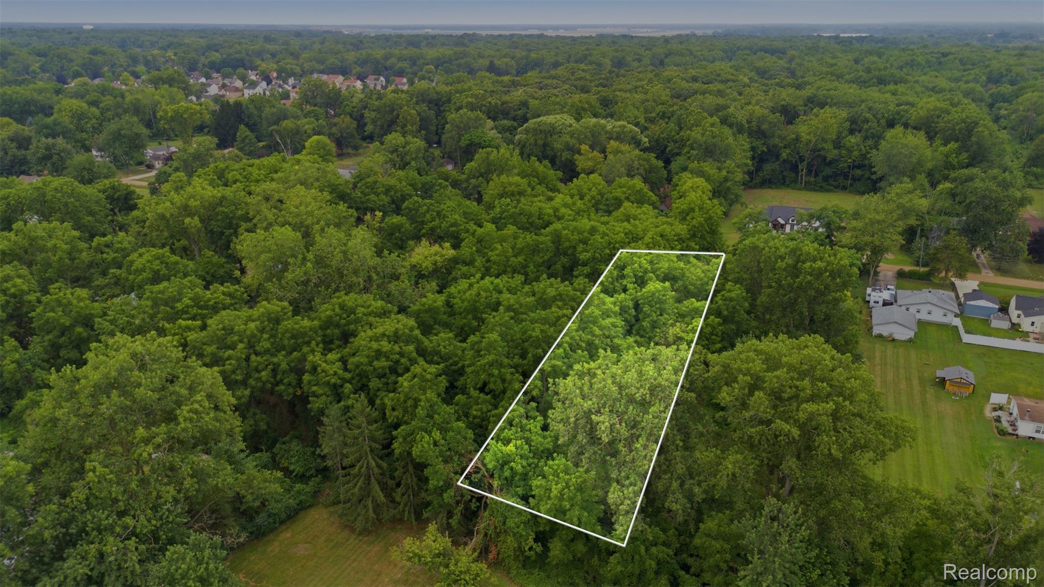 6785 Edwards Road Property Photo 3