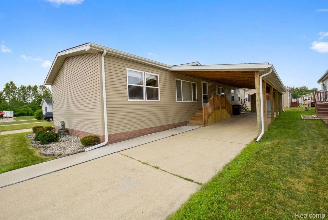 13451 Mapleview Street Property Photo 1