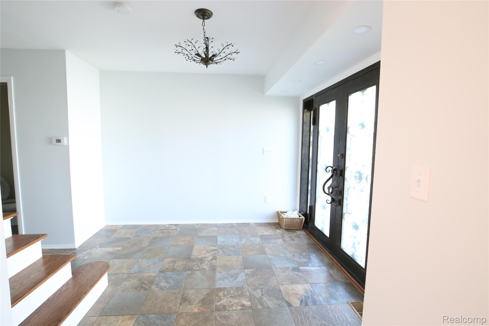 519 Berwyn Street Property Photo 5