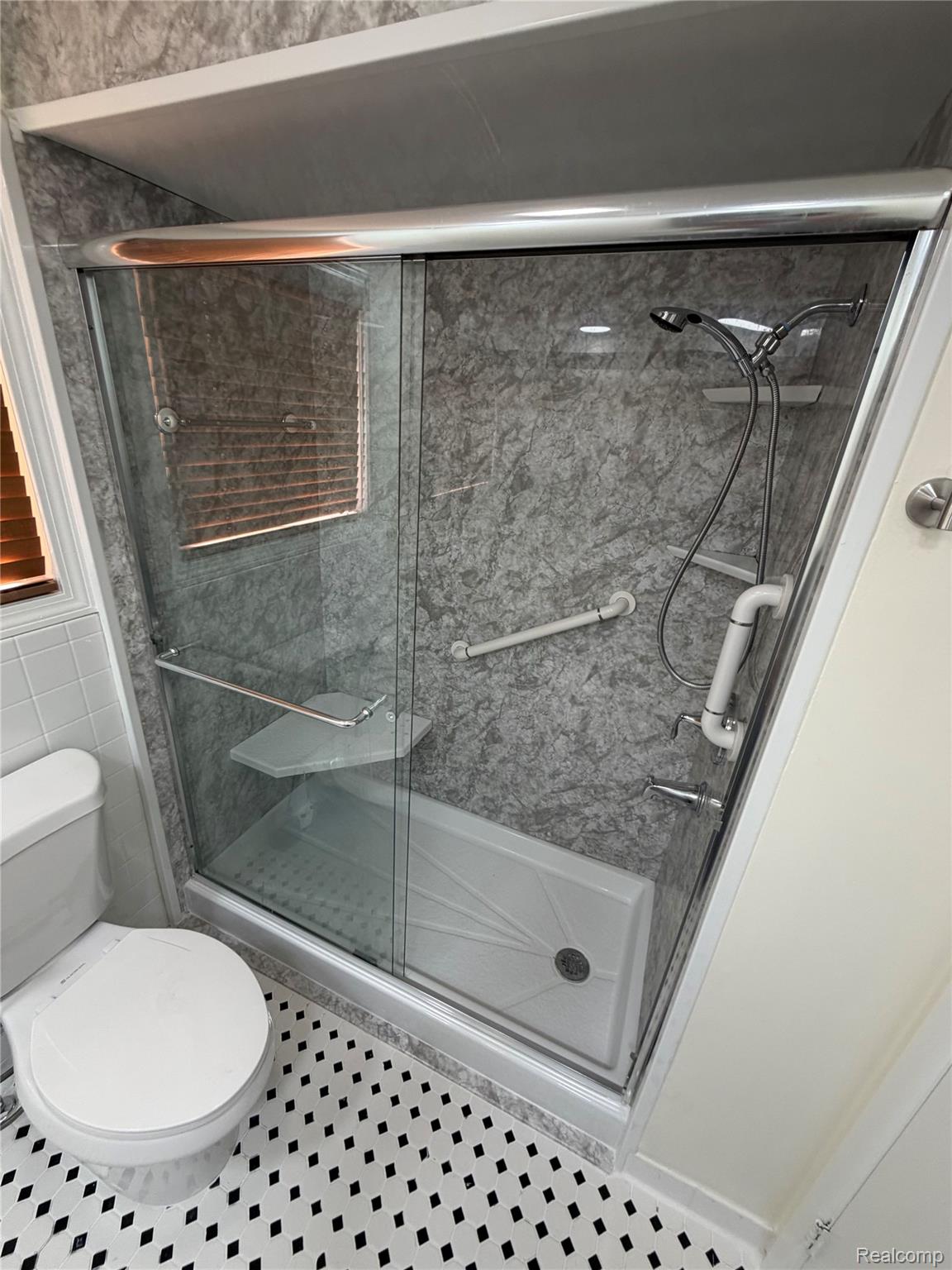 519 Berwyn Street Property Photo 34