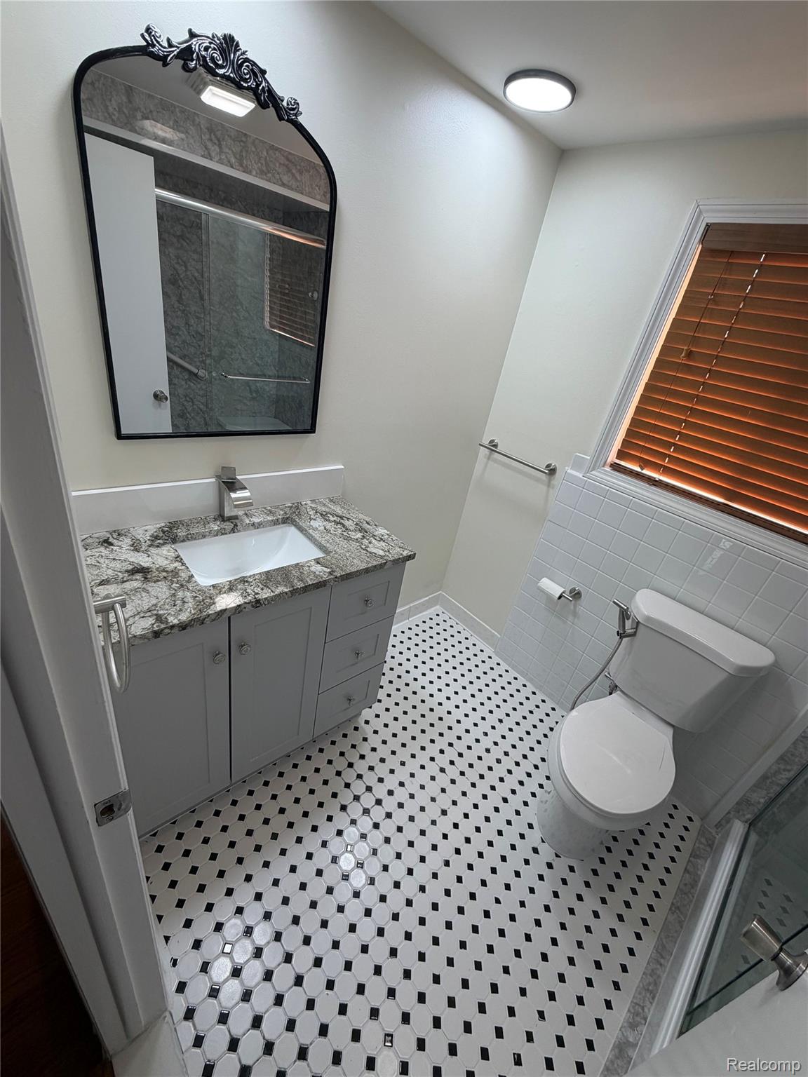 519 Berwyn Street Property Photo 35