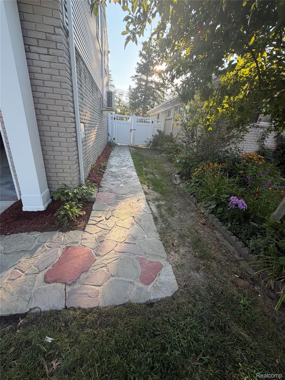 519 Berwyn Street Property Photo 39